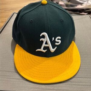 New Era Oakland A’s fitted baseball cap size 7 5/8